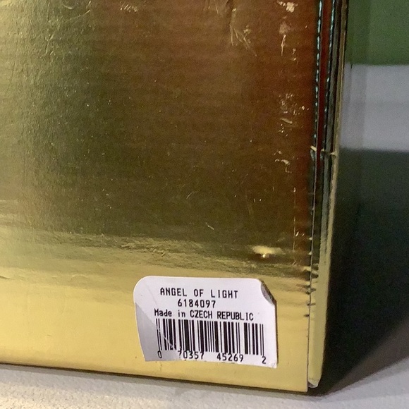 Gorham Angel of Light crystal nativity piece-retired - Picture 5 of 6